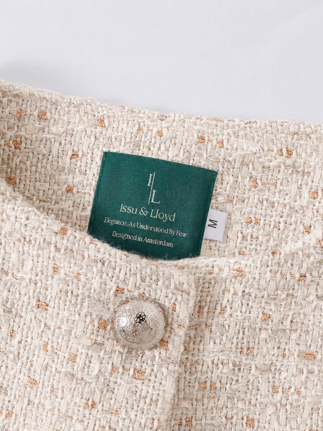 Lavinia cropped tweed jasje voor dames in crème – Issu & Lloyd