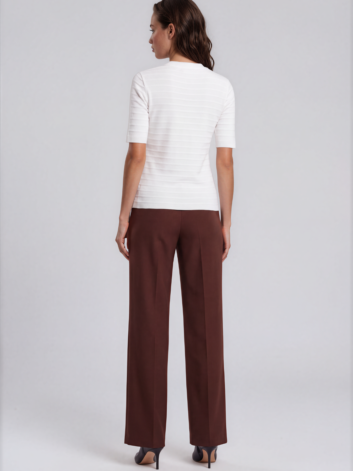 Philippa ultra high-waist pantalon met plooien voor dames in bruin – Issu & Lloyd