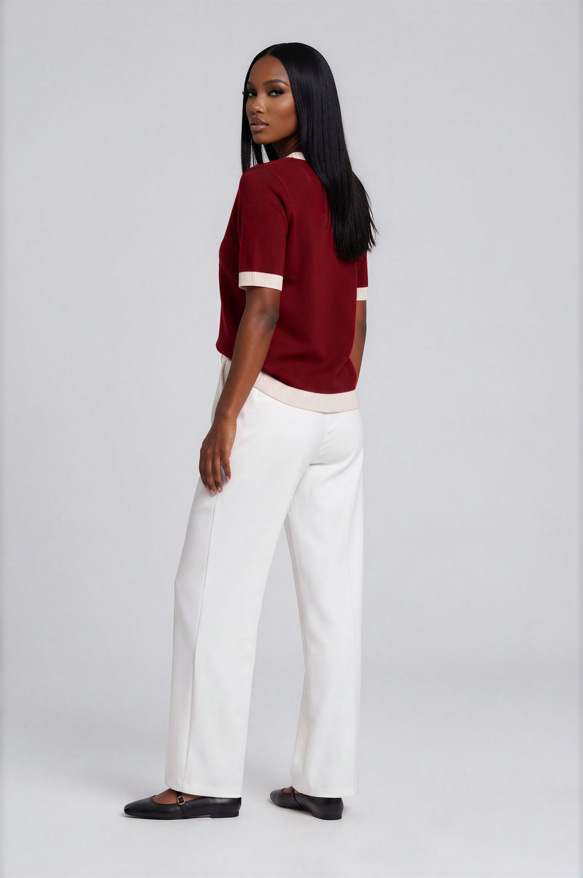 Lenora fijngebreid tweekleurig T-shirt met tweed-look voor dames in bordeaux – Issu & Lloyd