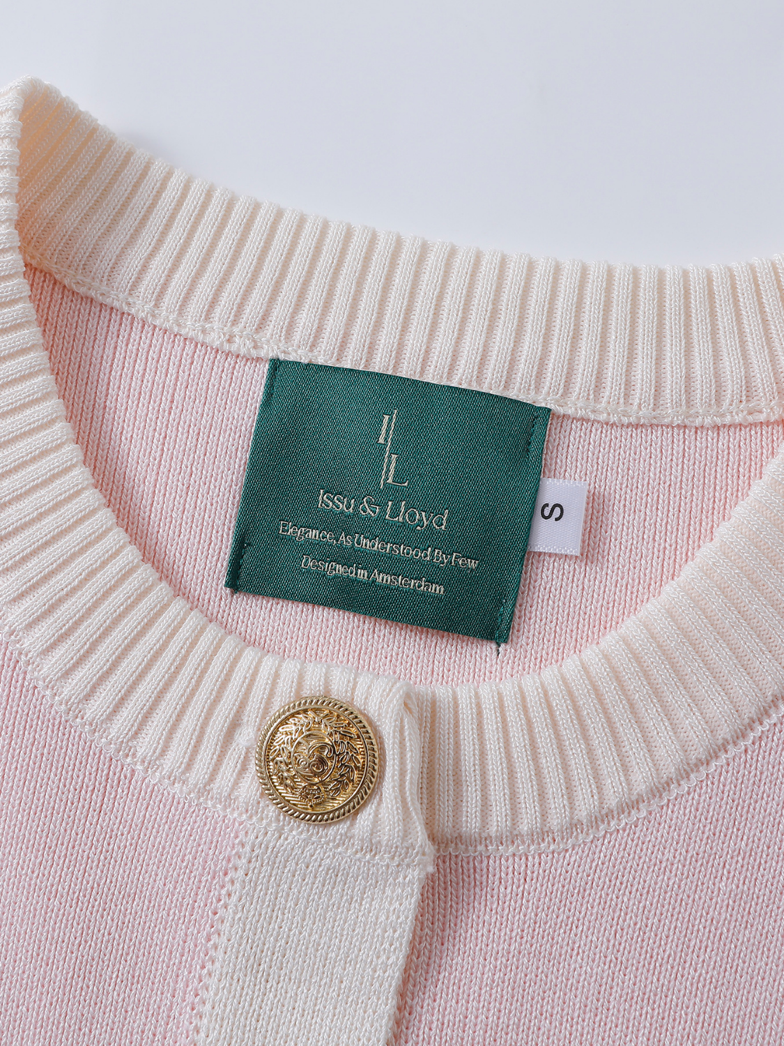 Lenora fijngebreid tweekleurig T-shirt met tweed-look voor dames in roze – Issu & Lloyd
